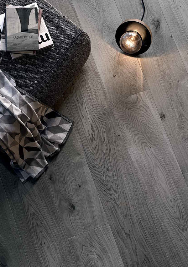 Parquet in legno di rovere nero a pavia